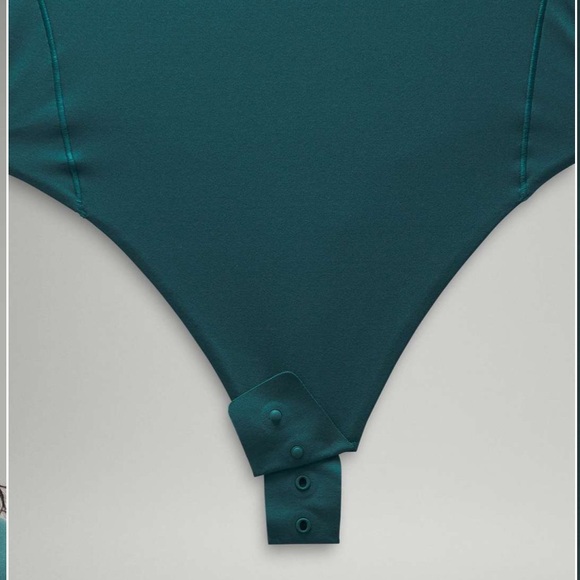 Lululemon Athletica Nulu Turtleneck Bodysuit in Storm Teal, New with tags - Picture 2 of 6